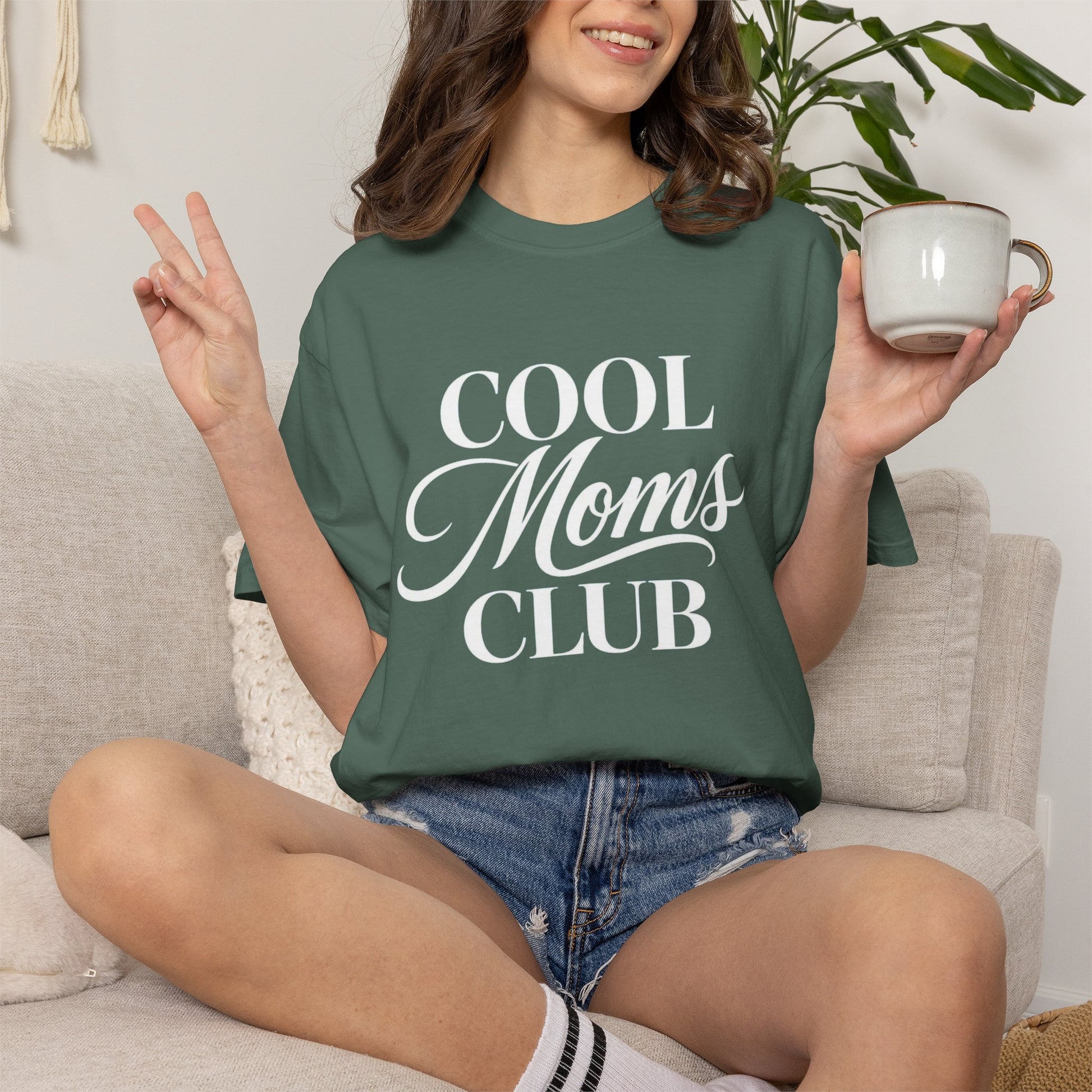 Cool Moms Club T-Shirt | Retro Script Mom Life Tee