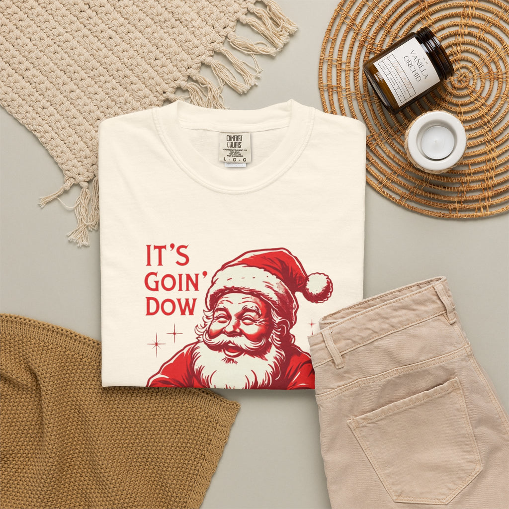 Santa climbing down chimney T-shirt | vintage red illustration, Christmas tee