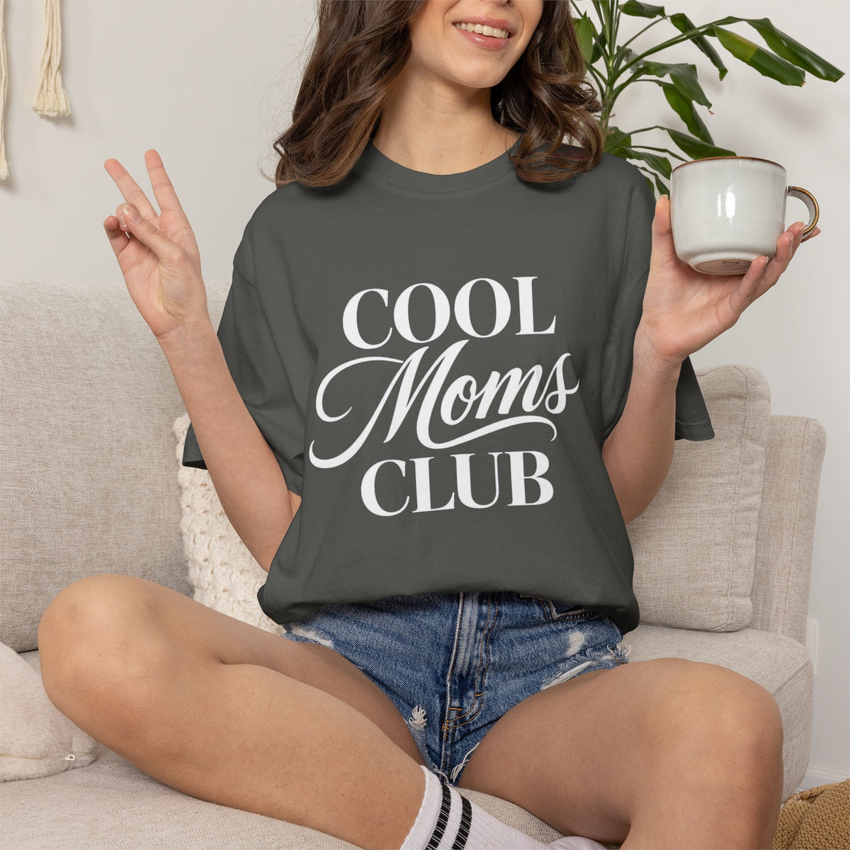 Cool Moms Club T-Shirt | Retro Script Mom Life Tee