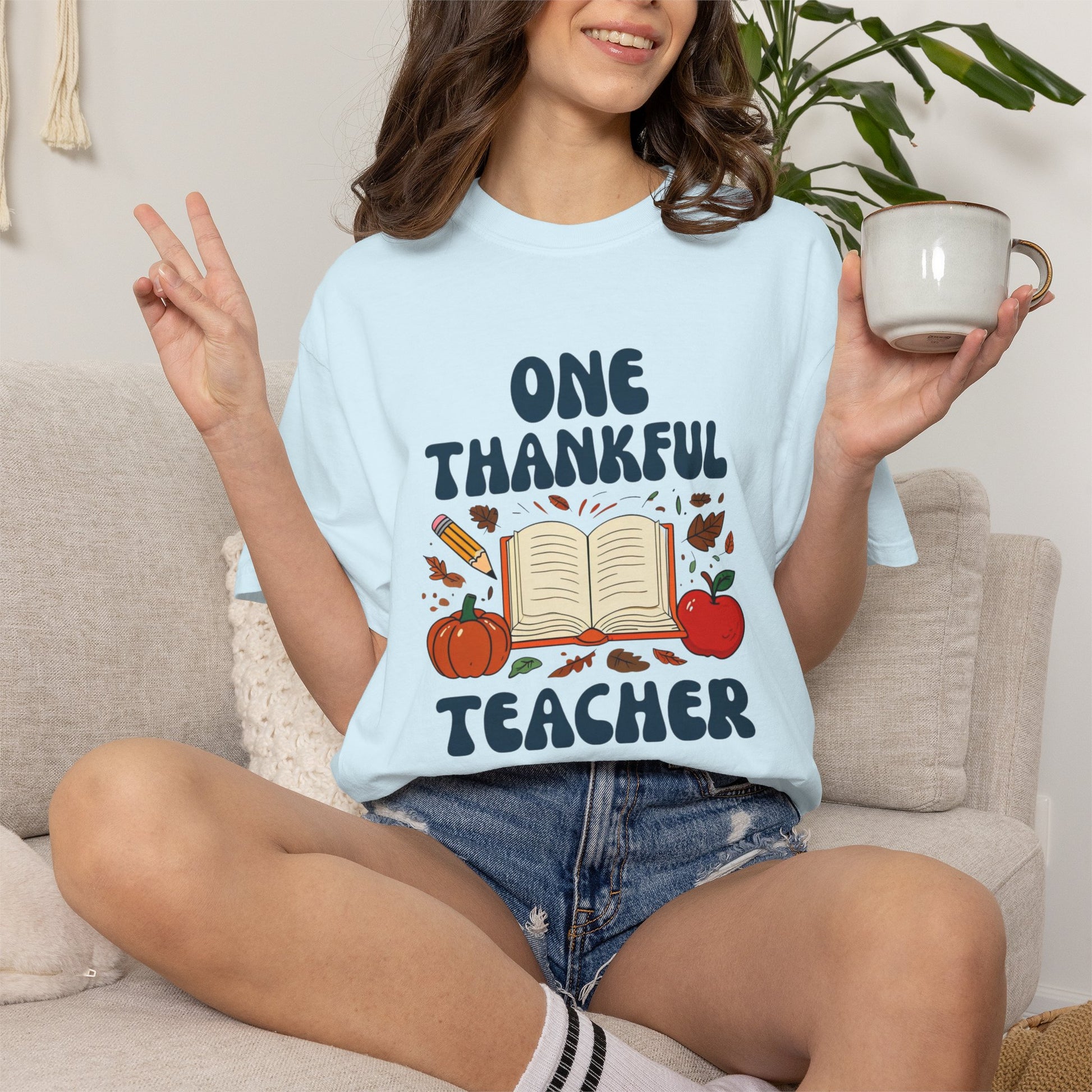 One Thankful Teacher T-shirt | Fall Leaves Pumpkin Apple