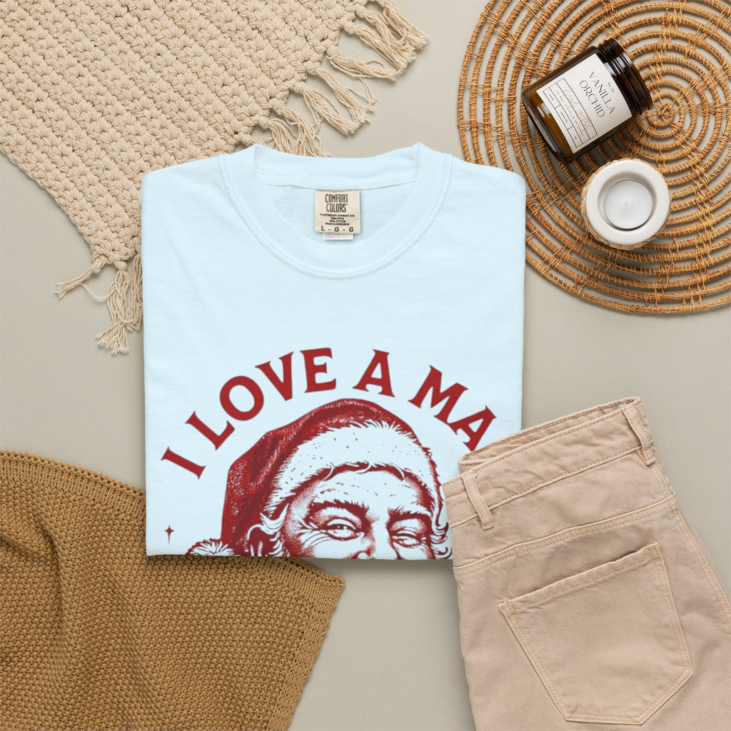 I Love a Man With a Beard T-Shirt | Santa Beard Christmas Tee